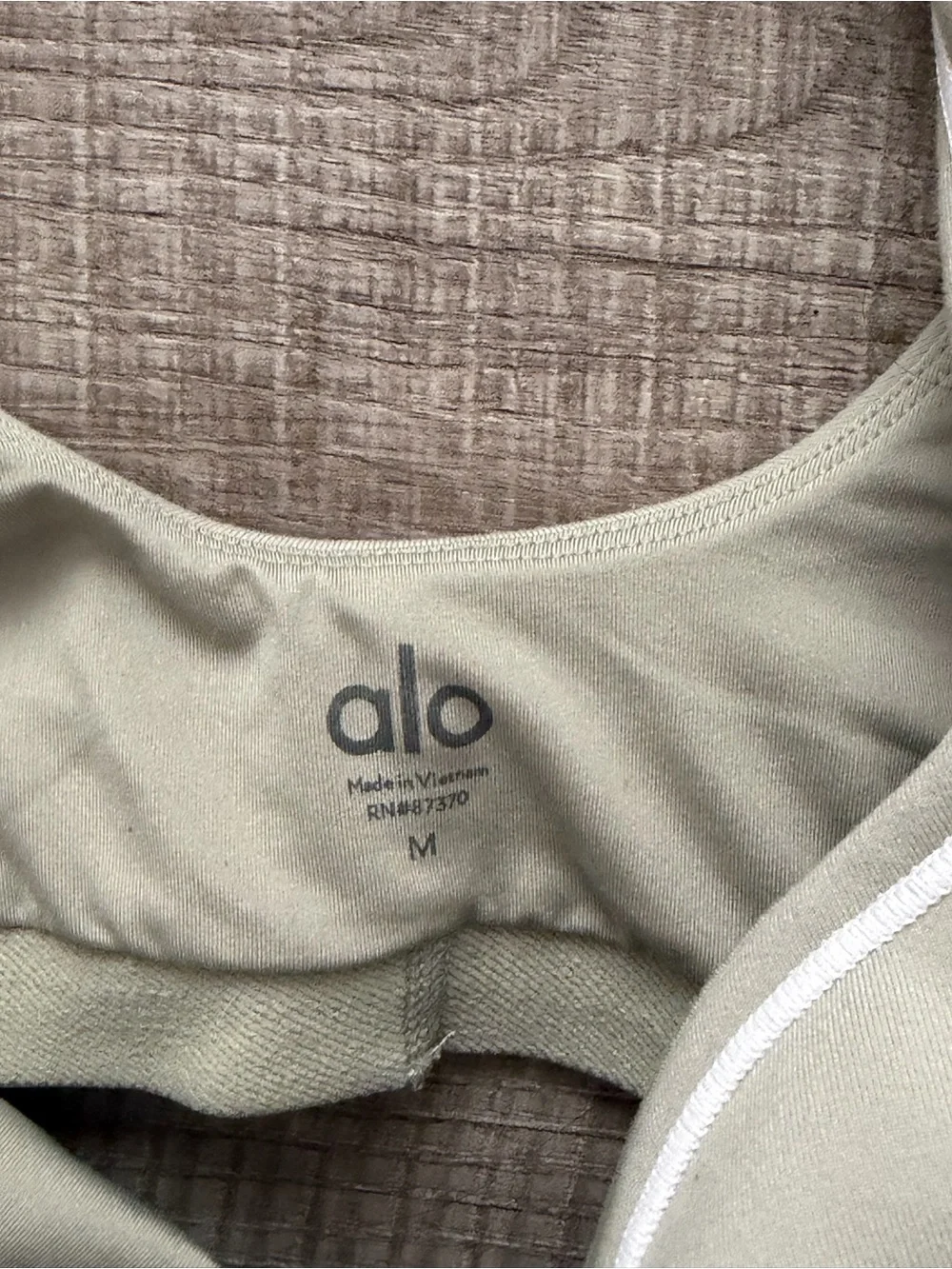 ALO Yoga alo airbrush